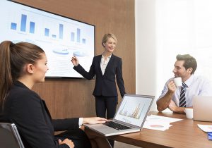 màn hình tương tác