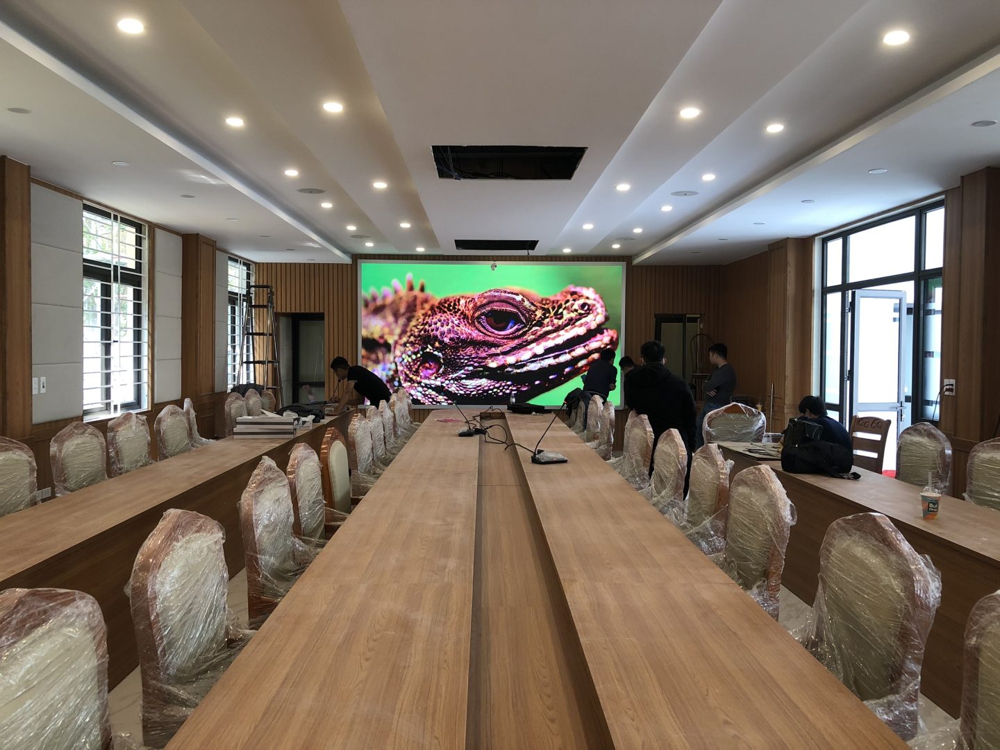 Màn H Led Trong Nhà P2 Giới Thiệu Tổng Quan Màn H Led Trong Nhà P2 Giới Thiệu Tổng Quan